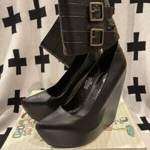 Jeffrey Campbell Zeke Platform Sandals – Size 7